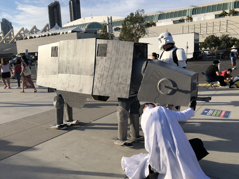 In awe at the size of this AT-AT. What an absolute unit.